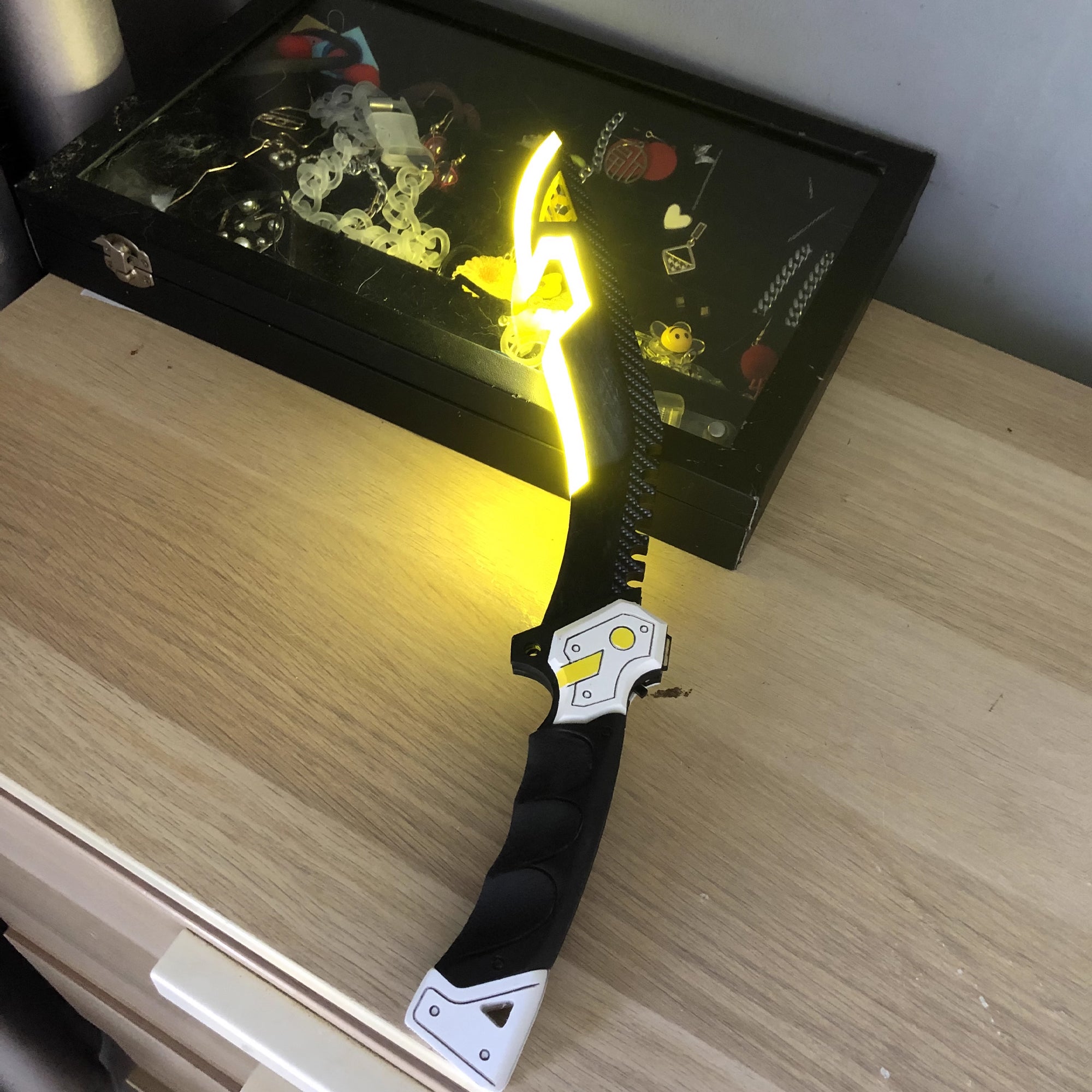 Apex Legends - 邦加羅爾傳家寶寒鐵（發光版）